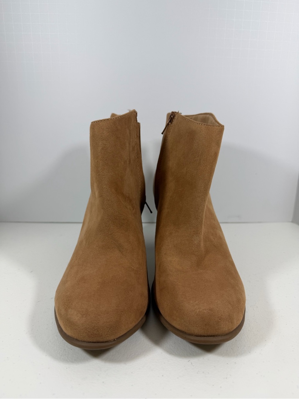 Old Navy Women's Tan Suede Ankle Boots - Sleek Zip Closure